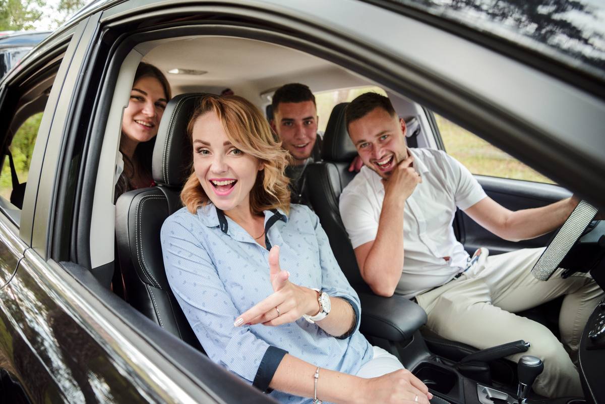 Family & Group Airport Transfers in Adelaide
